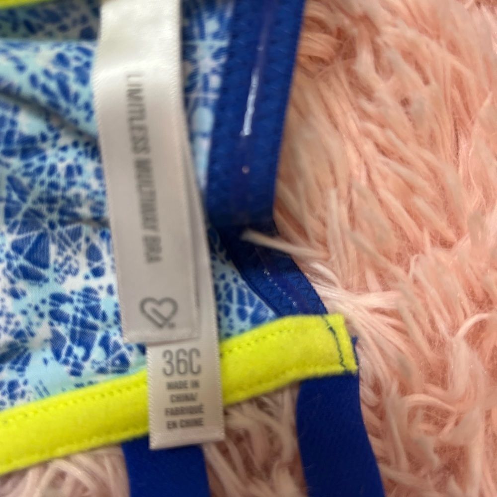 Bra   - Picture 4 of 7